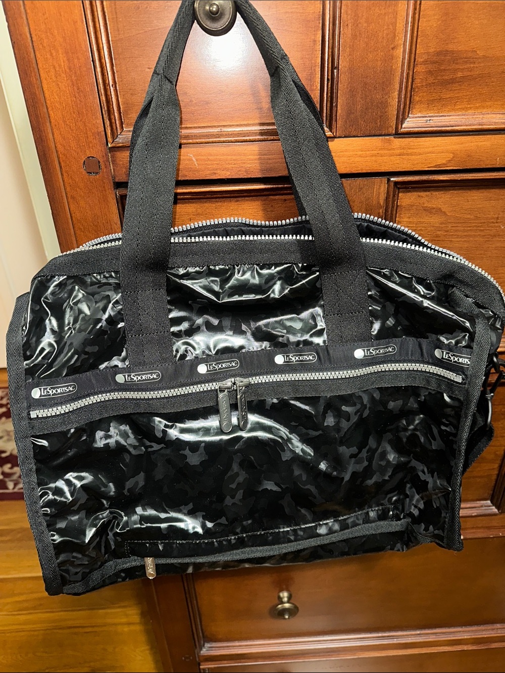 NWT Soulcycle Lesportsac Black Glossy  Laptop Bag with Shoulder Strap